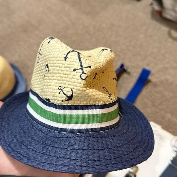 Hats, Bow Ties and Suspenders Set - Picture 4 of 7